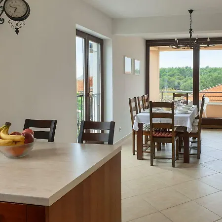 Oliva Yourcroatiaholiday